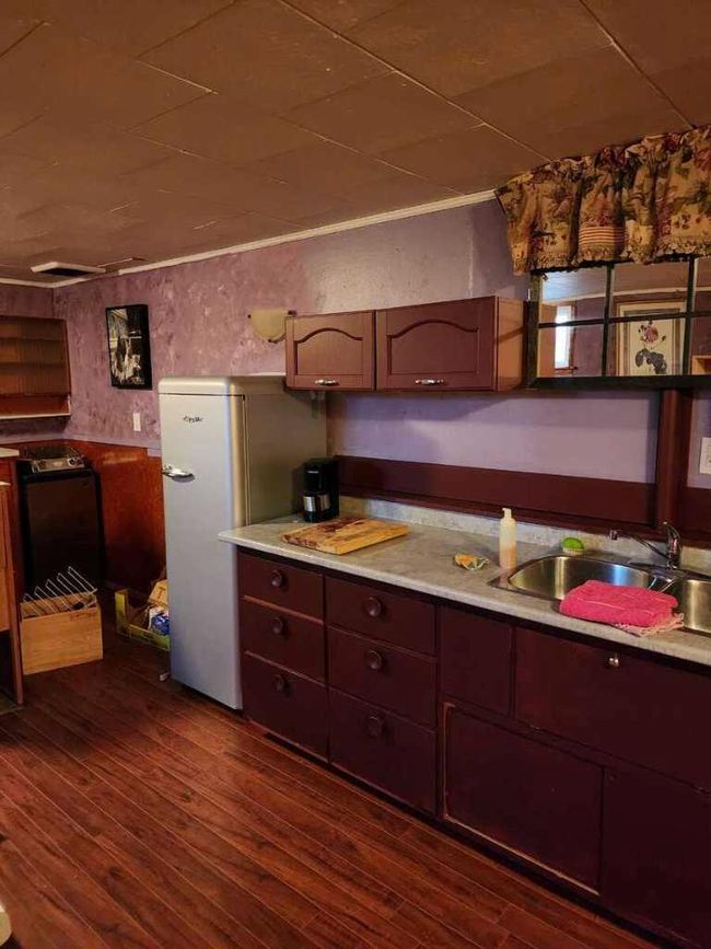 221 Center Avenue Ne, House other with 3 bedrooms, 2 bathrooms and 5 parking in Milk River AB | Image 24