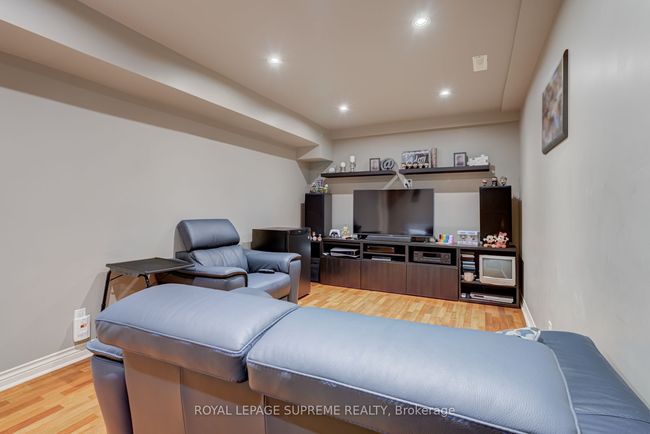 433 Trudeau Dr, House other with 3 bedrooms, 3 bathrooms and 2 parking in Milton ON | Image 37