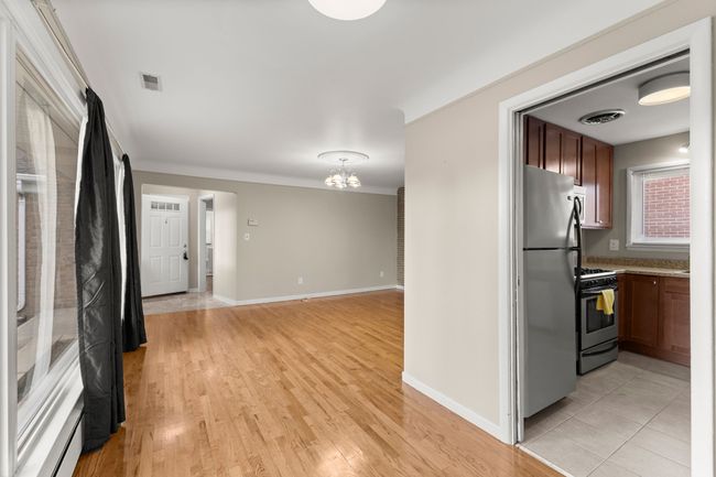 1300 Robindale Ave, House other with 3 bedrooms, 2 bathrooms and null parking in Dearborn MI | Image 11