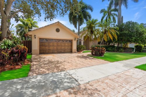 12626 Sw 9th Pl, Davie, FL, 33325-5590 | Card Image