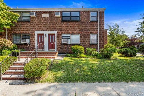 2-48-17-03 Utopia Pkwy, Whitestone, NY, 11357-3319 | Card Image