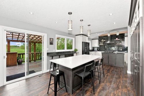 6802 42a Ave, Camrose, AB, T4V3S4 | Card Image