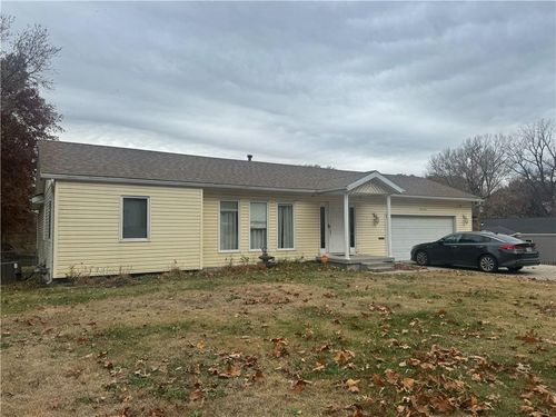 10905 E 59th St, Raytown, MO, 64133-3433 | Card Image