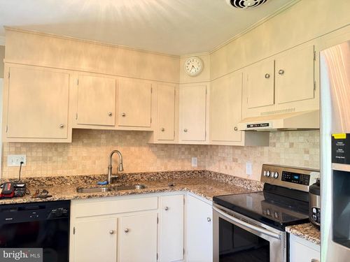 6 E Aylesbury, LUTHERVILLE TIMONIUM, MD, 21093 | Card Image