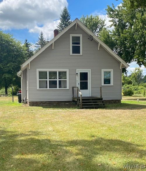 7714 Chestnut Ridge Rd, Lockport, NY, 14094-3510 | Card Image