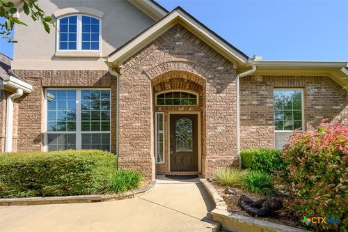 811 Cathedral Ct, Harker Heights, TX, 76548-8841 | Card Image