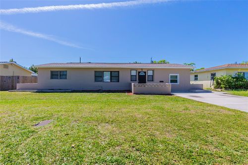 6730 32nd Ave N, ST PETERSBURG, FL, 33710-1505 | Card Image