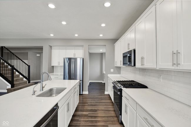 10423 Hamburg Dr, House other with 5 bedrooms, 6 bathrooms and null parking in Fortville IN | Image 26