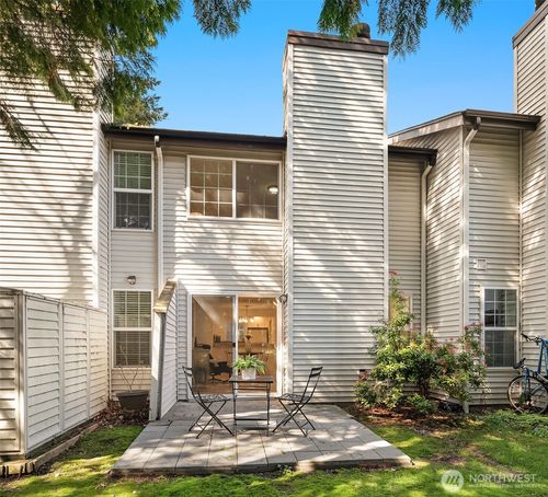 o3-15600 116th Ave Ne, Bothell, WA, 98011-4165 | Card Image