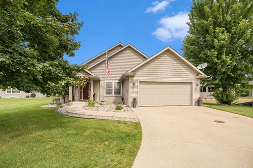 500 Mckinley Ct, Three Rivers, MI, 49093-2388 | Card Image
