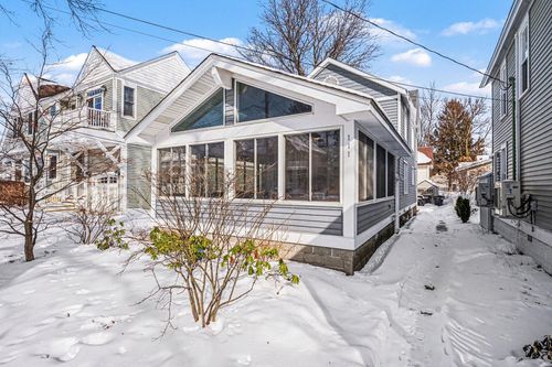 111 Woodman St, South Haven, MI, 49090-1141 | Card Image