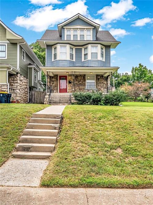 2606 Campbell St, Kansas City, MO, 64108-2732 | Card Image