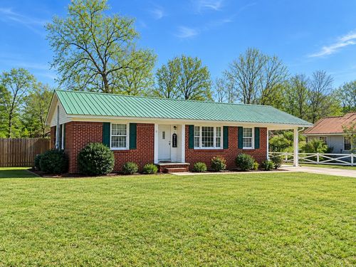 454 White Ave, Henderson, TN, 38340-1914 | Card Image