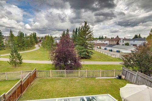 23 Sierra Nevada Close Sw, Calgary, AB, T3H3H4 | Card Image