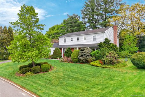 58 Hummingbird Dr, Roslyn, NY, 11576-2509 | Card Image