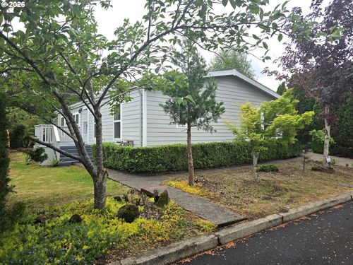 4808 Se 134th Dr, Portland, OR, 97236-3975 | Card Image