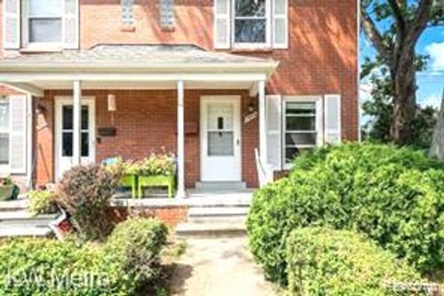 1009 E 4th St, Royal Oak, MI, 48067-2872 | Card Image