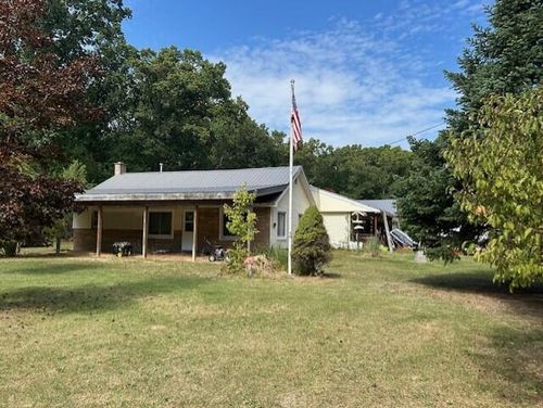 4176 River Rd, Twin Lake, MI, 49457-9763 | Card Image