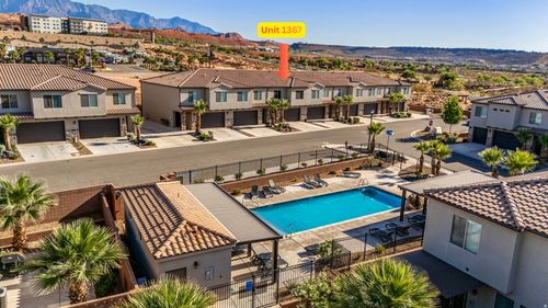 1367 E Vista Roja Pl, Washington, UT, 84780-3107 | Card Image