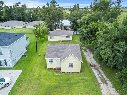 955 Tallow Rd, Lake Charles, LA, 70607-7041 | Card Image
