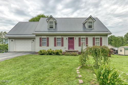 807 N Mohawk Dr, Erwin, TN, 37650-9297 | Card Image