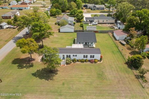 201 Live Oak St, Cape Carteret, NC, 28584-9267 | Card Image