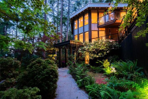 1457 Howcrest Rd, North Saanich, BC, V8L5K1 | Card Image
