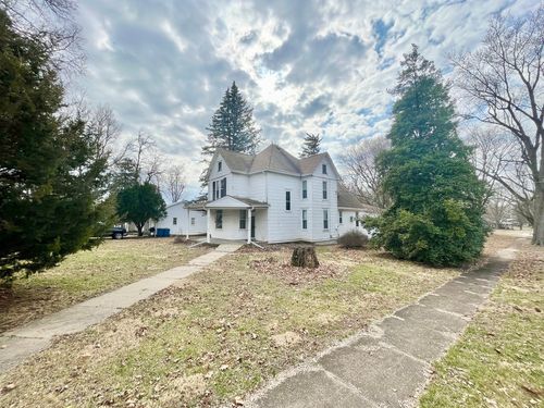 601 S 1st St, San Jose, IL, 62682-9747 | Card Image