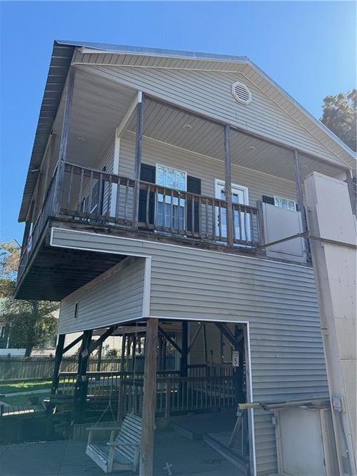 31719 Shelton Dr, Springfield, LA, 70462-8212 | Card Image