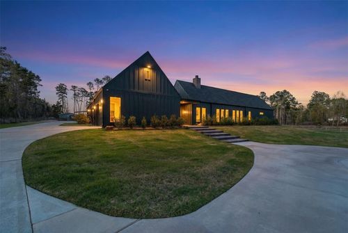 10202 Woodlane Blvd, Magnolia, TX, 77354-5722 | Card Image