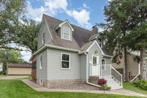 2544 19th Ave E, North Saint Paul, MN, 55109-1851 | Card Image