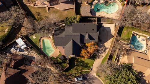 812 April Sound Ct, Fort Worth, TX, 76120-2802 | Card Image