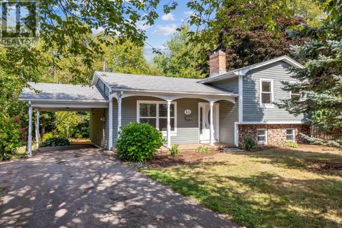 61 Glencove Dr, Stratford, PE, C1B1Y2 | Card Image