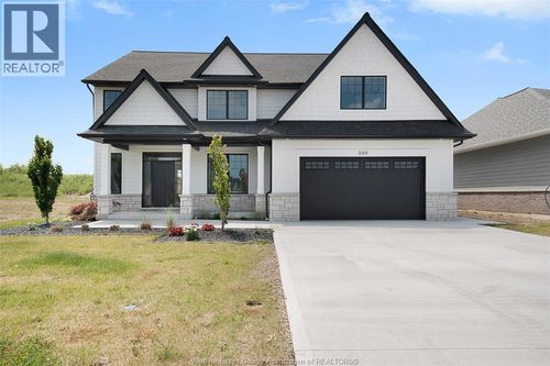 300 Blake Ave, Belle River, ON, N0R1A0 | Card Image