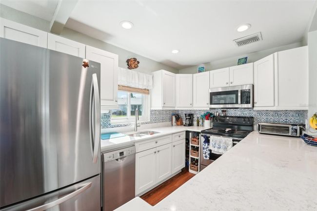 APT-185 - 301 Andover Pl S, Condo with 2 bedrooms, 2 bathrooms and null parking in SUN CITY CENTER FL | Image 12
