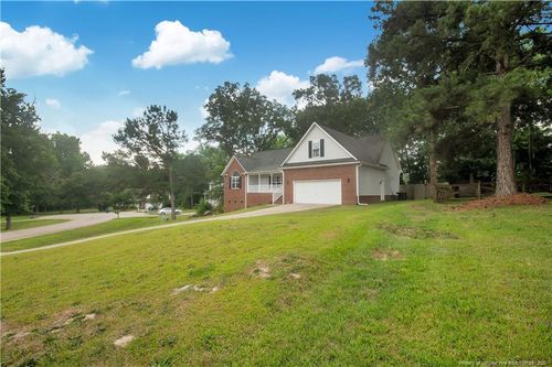 278 Oakmont Dr, Raeford, NC, 28376-8334 | Card Image