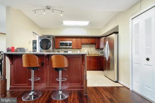 1309s-3705 S George Mason Dr, FALLS CHURCH, VA, 22041 | Card Image