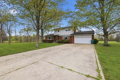 46700 Tilch Road, Macomb Township, MI, 48044 | Card Image