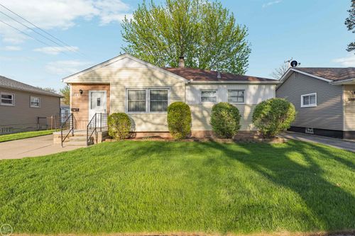 29116 Dembs Street, Roseville, MI, 48066 | Card Image