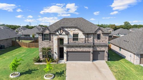 625 Alaina Dr, Desoto, TX, 75115-8062 | Card Image