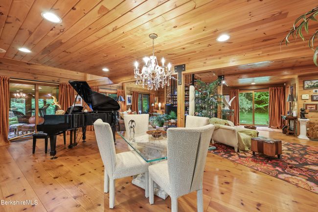 236 Surriner Rd, House other with 3 bedrooms, 3 bathrooms and null parking in Becket MA | Image 16