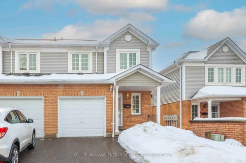 186-10 Bassett Blvd, Whitby, ON, L1N9C7 | Card Image