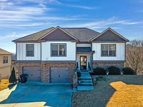 7394 Pfizer Dr, Ooltewah, TN, 37363-5565 | Card Image