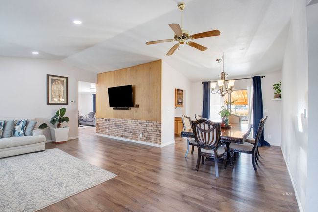 287 Flora Dr, House other with 3 bedrooms, 3 bathrooms and null parking in Spring Creek NV | Image 4
