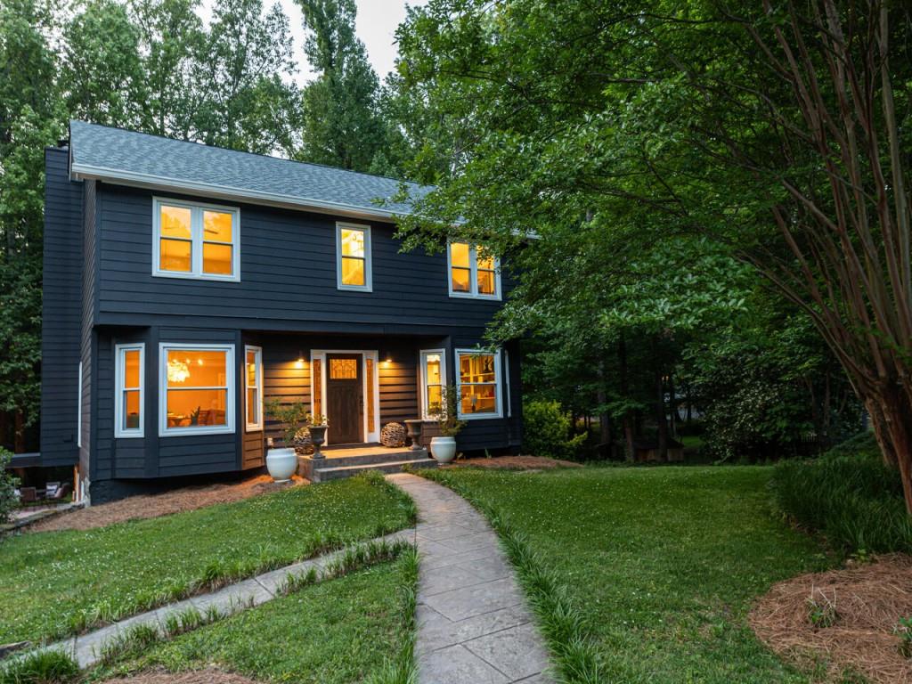 Surrey Pt, Alpharetta, GA 30009