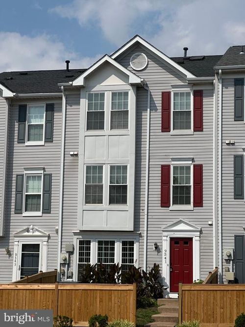 9341 Gooseberry Dr, MANASSAS, VA, 20110-6685 | Card Image