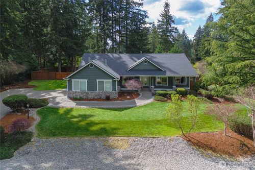 8011 Countrywood Dr Se, Olympia, WA, 98501-9674 | Card Image