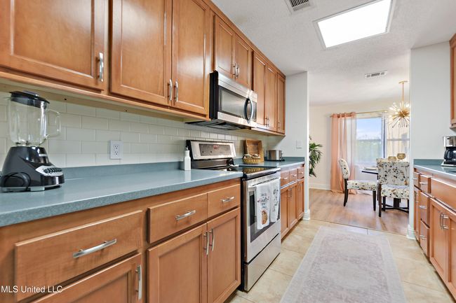 Kitchen | Image 9