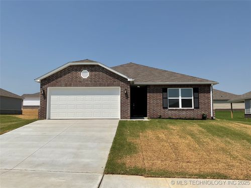 1903 S Lubbock Drive, Claremore, OK, 74019 | Card Image