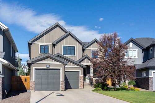 31 Aspen Dale Way Sw, Calgary, AB, T3H0R8 | Card Image